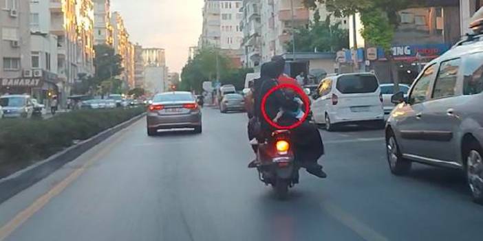 Görenler Motosikletin Üstünde Kaç Kişi Olduğunu Sayamadı!