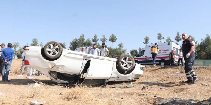 Taziyeye Giderken Otomobilleri Takla Attı