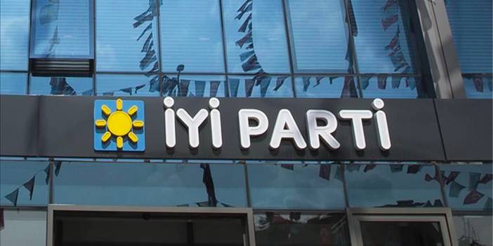 İYİ Parti'den AKP'ye Jet Yanıt!