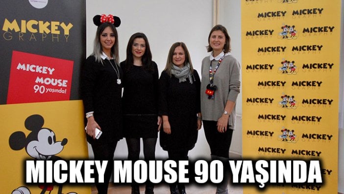 Mickey Mouse 90 yaşında