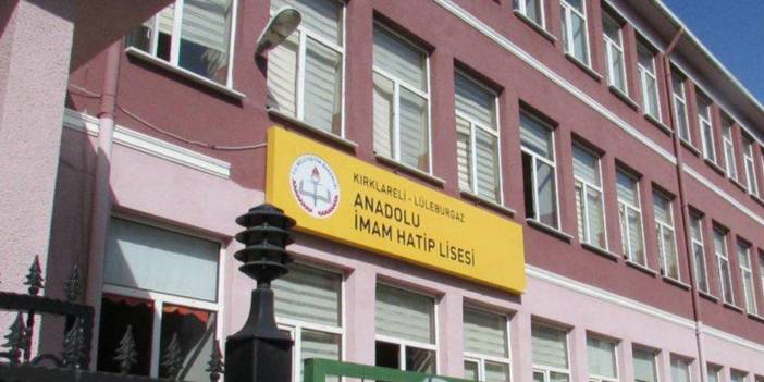 İmam Hatip Lisesinde Erkek Öğretmenden Kadın Öğretmene Harem-Selamlık Dayağı