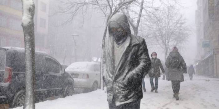 İstanbul Valisi'nden Flaş Kar Yağışı Açıklaması!