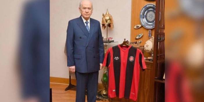 Beşiktaş’tan istifa ederek Karagümrük’e ‘transfer’ olan Bahçeli’den ‘stadyum’ desteği