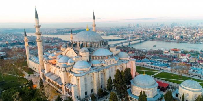 İstanbul'daki Camilere Deprem Düzenlemesi!