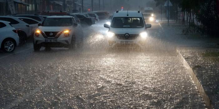 Meteoroloji O Şehir İçin Kuvvetli Yağış Uyarısı Yaptı!