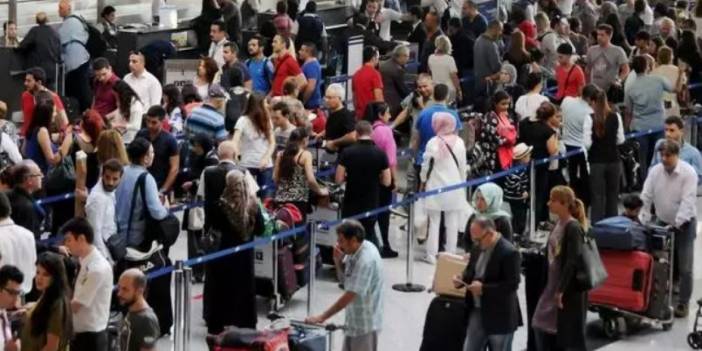 Havada Korku Dolu Anlar: Van Uçağı Diyarbakır'a İndi