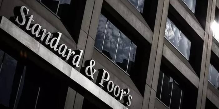 S&P'den Türkiye Kararı: Kredi Notu Görünümünü Yükseltti