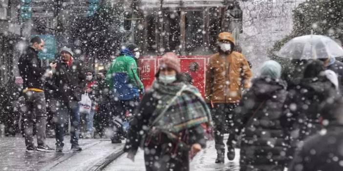 Yarın Sabaha Kadar Sürecek: Meteoroloji'den 24 İle Sağanak ve Kar Uyarısı!