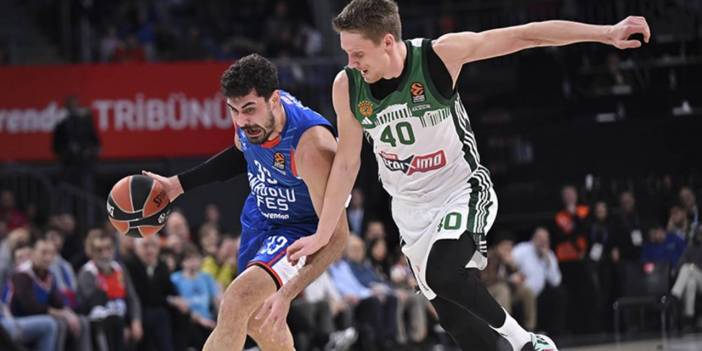 Anadolu Efes'in Yıldızı 3 Ay Sahalardan Uzak Kalacak!