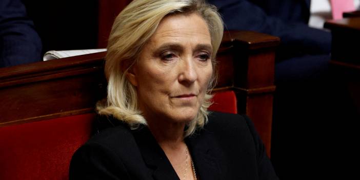 Le Pen, AB Fonlarını Zimmetine Geçirdiği İddiasıyla Yargılanacak