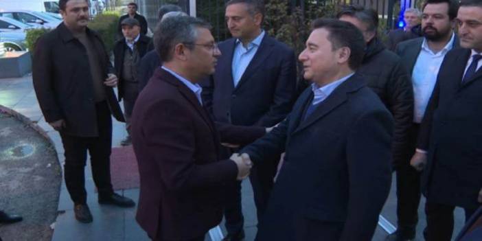 Özgür Özel'den Ali Babacan'a Taziye Ziyareti