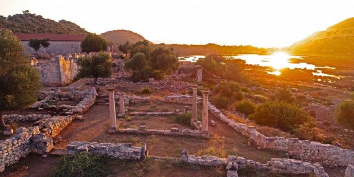 ​​​​​​​Anadolu'nun Pompeisi'ni Kazan Profesörünün Mutluluğu: "Ölmeden Finali Gördüm"