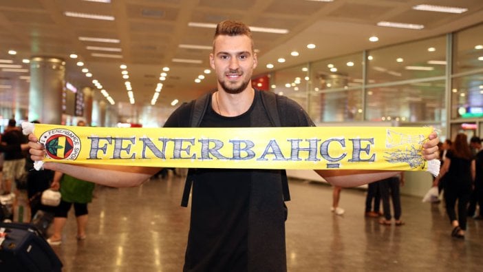 Fenerbahçe Doğuş'un yeni transferi Guduric İstanbul'da!