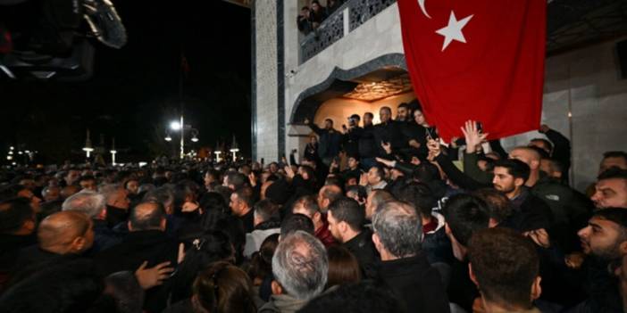 Şehidin Ailesi Özgür Özel'e Sahip Çıktı!