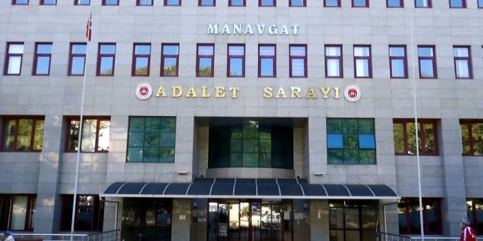 Cinsel saldırıda bulunduğu iddia edilmişti: O Savcıya Beraat!