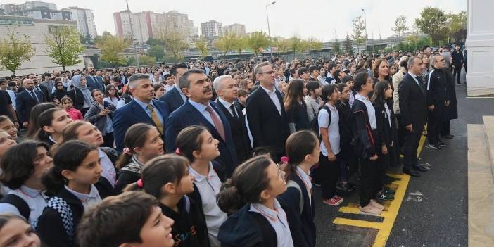 Şehitler İçin Saygı Duruşu Kararı!