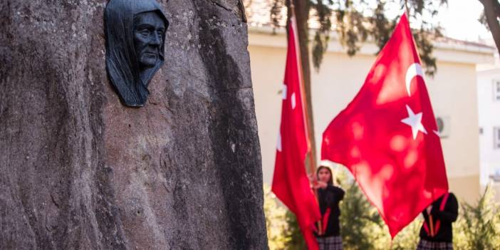 Zübeyde Hanım Ölümünün 101. Yıl Dönümünde Anıldı