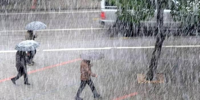 Meteoroloji'den 13 il için 'sarı kodlu' alarm: Sağanak ve kar yağışı uyarısı