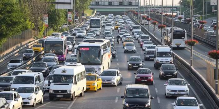 Eğer aracınızda bu plakalardan biri varsa yandınız! Bakanlık dev para cezaları ve 5 yıl hapis cezasını uygulamakta kararlı