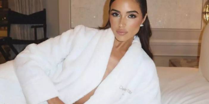 Olivia Culpo'nun Tribün Pozları Olay Oldu!