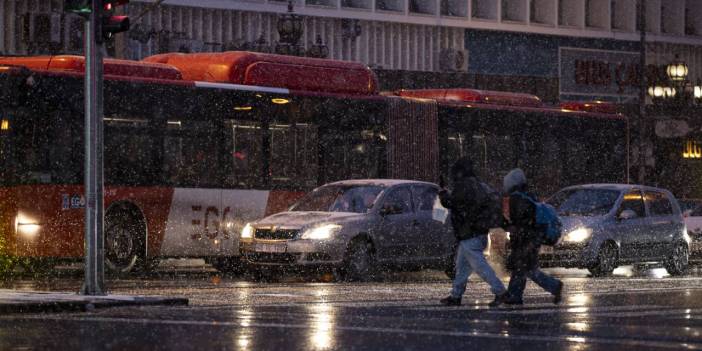 Ankara beyaz örtüyle kaplandı