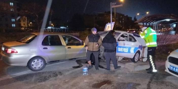 Gece Felaketi: Kontrolden Çıkıp Polislere Çarptı