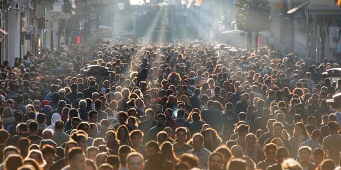 Çıkmadan Önce Bir Daha Düşünün: İstanbul'da Adım Atacak Yer Kalmadı!