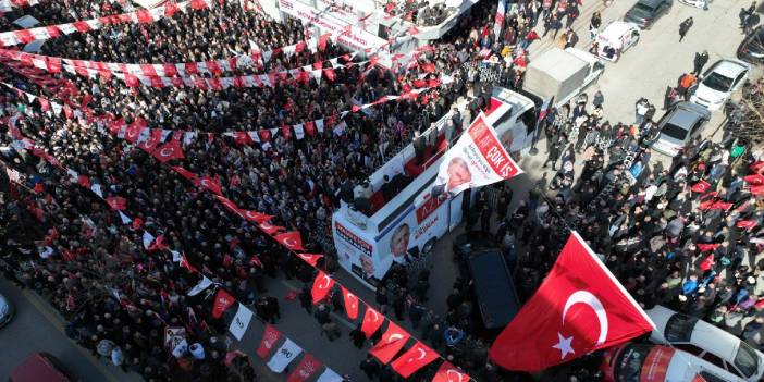 Mansur Yavaş'tan Turgut Altınok'a Açık Çek Yanıtı! Haydi Bakalım Bir Boyunuzu Görelim