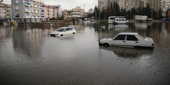 Meteoroloji'nin Antalya için uyarısı 'turuncu'dan 'yeşil'e döndü