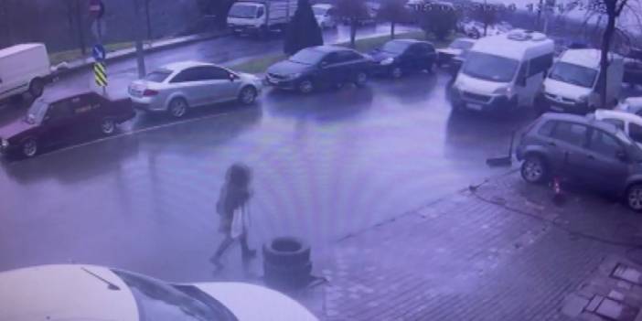 Aracını Tamir Etmeye Gitti, Park Halindeki 3 Araca Çarptı