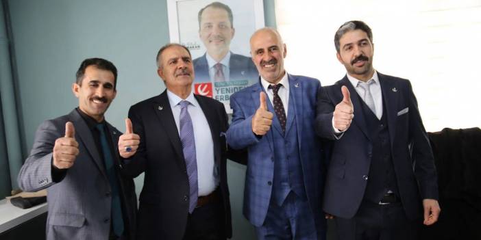 Yeniden Refah Partisi, AKP'den Ayrılanları Topluyor