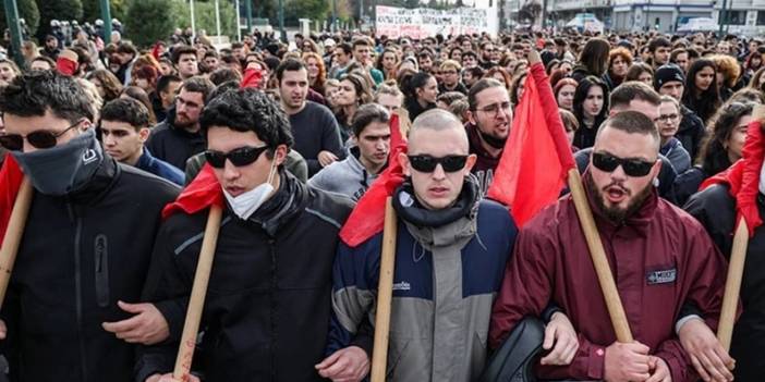 Özel Üniversite Yasa Tasarısı, Yunanistan'ı Ayağa Kaldırdı