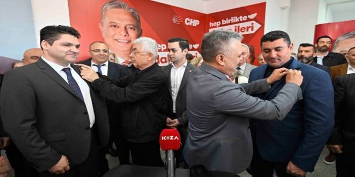 İYİ Parti'de İstifa Depremi: 150 Kişi CHP'ye Katıldı