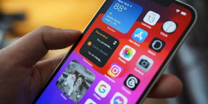 iOS 18 Hangi iPhone Modellerine Gelecek?