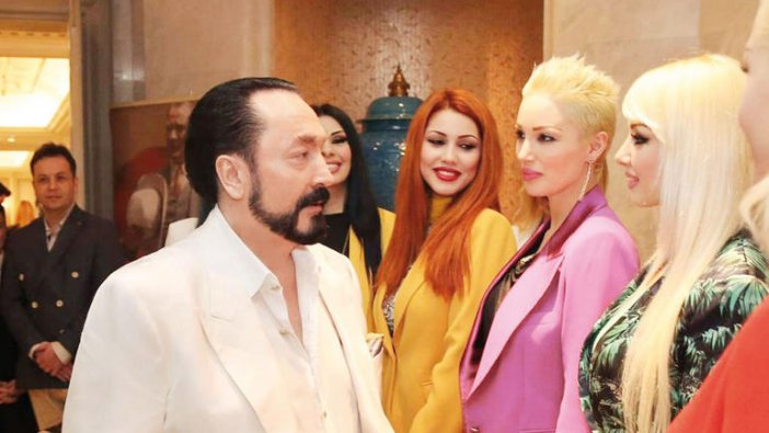 Adnan Oktar'ın  ‘gözde kediciği’ yaşadıklarını anlattı: ‘Hapisten bana 25 mektup yazdı’