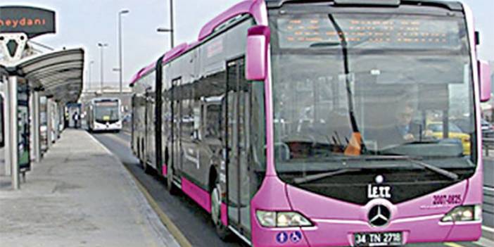 Saadet'ten Tepki Çeken Vaat: Pembe Metrobüs