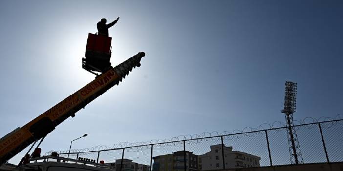 Tüm yasaklara rağmen maçı böyle izledi! Hak mahrumiyeti olan başkandan ilginç çözüm