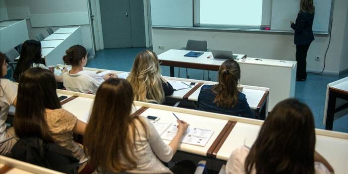 Hepsi Geleceğin Mesleği Olarak Görülüyor: Türkiye'deki Üniversitelerde 12 Yeni Bölüm Açılıyor