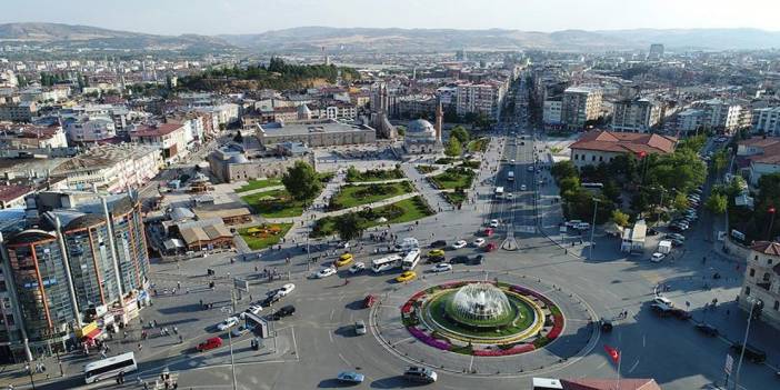 Sivas'ın Benzeri Olan Şehir Neresidir? Yapay Zeka Cevapladı. Cevaplar Şaşırttı. Dünya'dan 8 Şehir Yazıldı