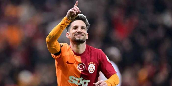 Sezon sonu futbolu bırakacağını açıklayan Galatasaraylı Dries Mertens için sürpriz açıklama