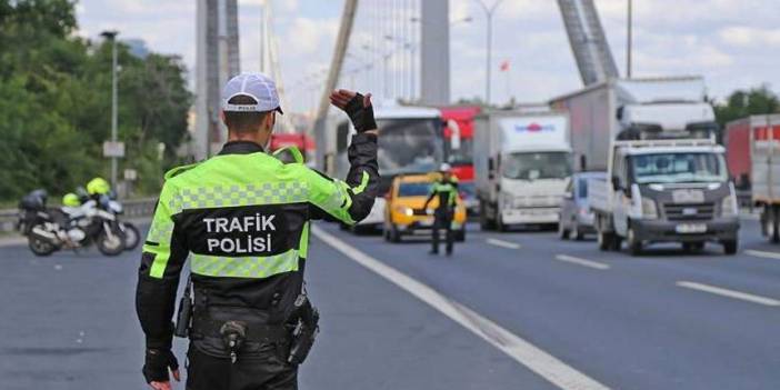 Milyonlarca Sürücüyü İlgilendiren Kritik Değişiklik: Bu Şartı Taşımayanların Ehliyetine El Konulacak