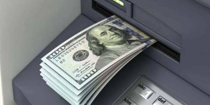 Bankada sistem arızası: ATM'ler önünde kuyruk oldu