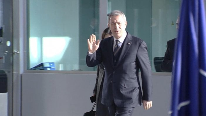 Bakan Akar, Savunma Bakanları Toplantısı için NATO Karargahı'nda