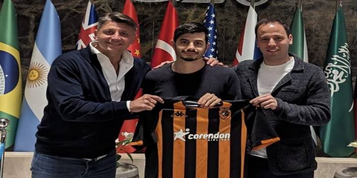 Fenerbahçe'den ayrılıp, Hull City'ye imza attı