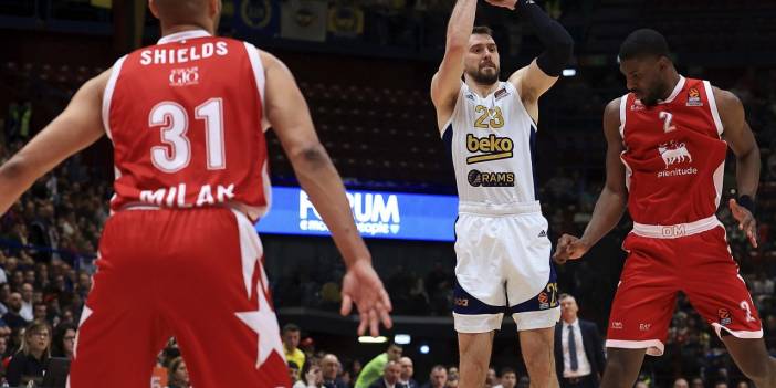 Fenerbahçe, Milano'ya  77-76 mağlup oldu