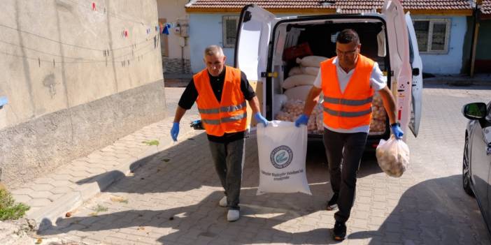 Binlerce Aileye Haneye Un Desteği