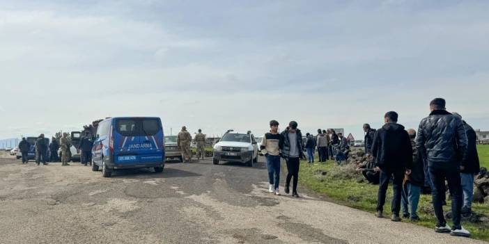 Diyarbakır'da İki Aile Birbirine Girdi! 3 Yaralı