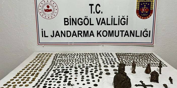 Bingöl'de Tarihi Eser Niteliğinde 717 Sikke Ele Geçirildi