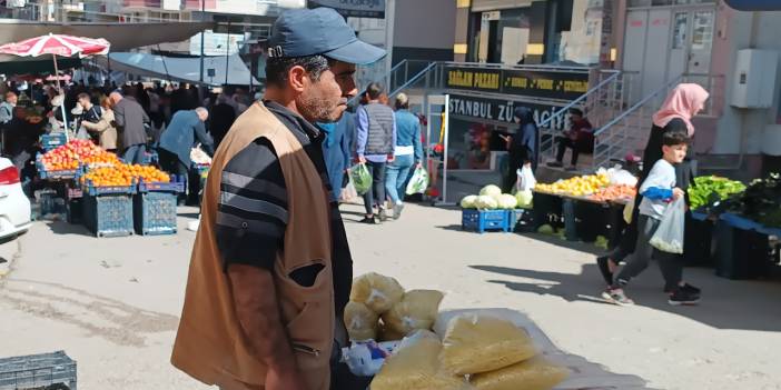 Engelli Vatandaş Emekli Maaşı Yetmediği İçin Protez Bacakla Çalışıyor