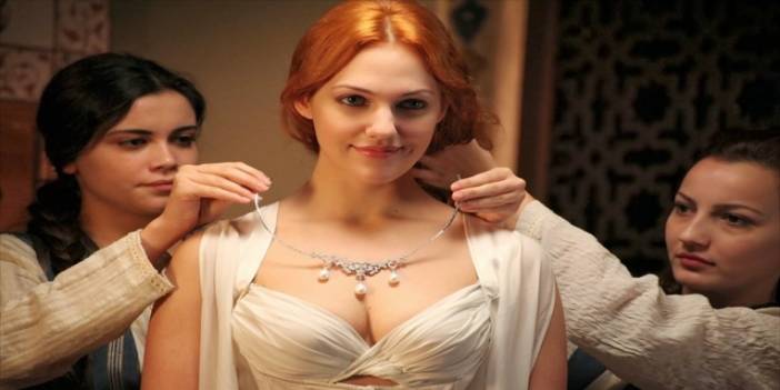 Meryem Uzerli, Arap Ailenin Davetine Gitti Milyonlar Kazandı